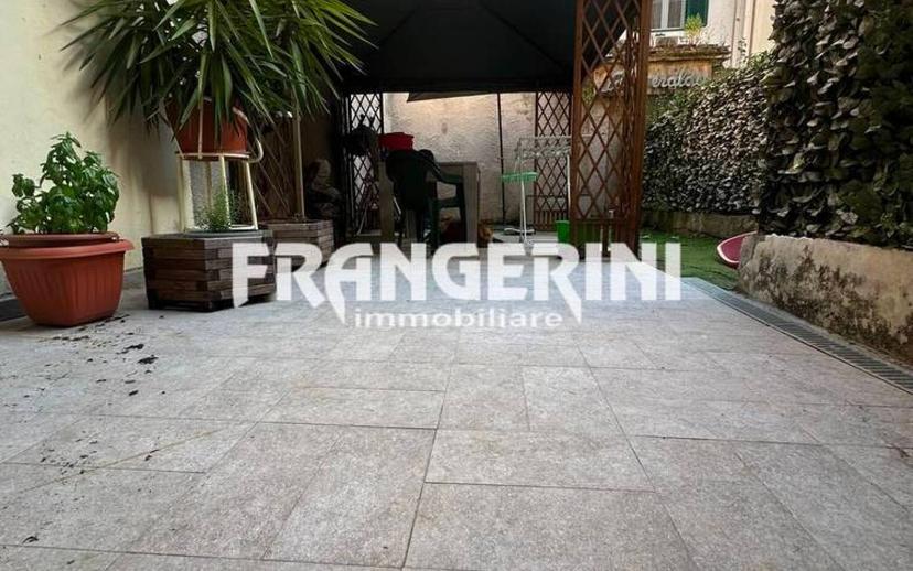 Bilocale via Sant'Andrea, Via Grande - Piazza della Repubblica, Livorno — foto 10 di 13