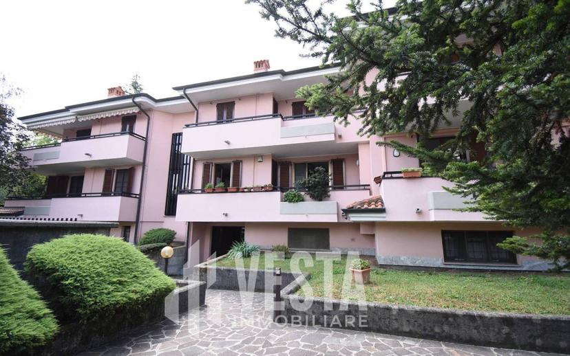 Quadrilocale via Gaetano Donizetti, Ronco Briantino — foto 2 di 16
