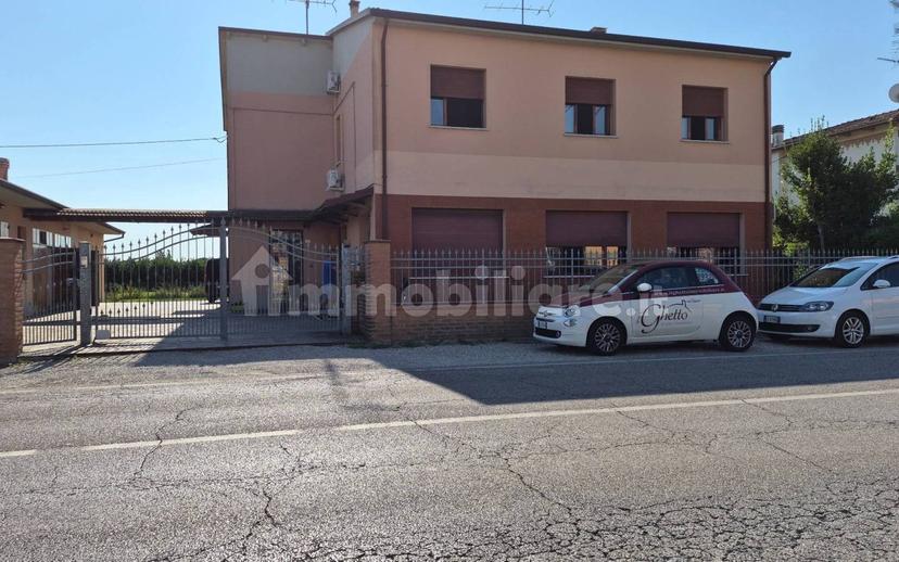 Villa bifamiliare via Maestra Grande-Renazzo 38/1, Renazzo, Cento — foto 2 di 25