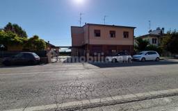 Villa bifamiliare via Maestra Grande-Renazzo 38/1, Renazzo, Cento