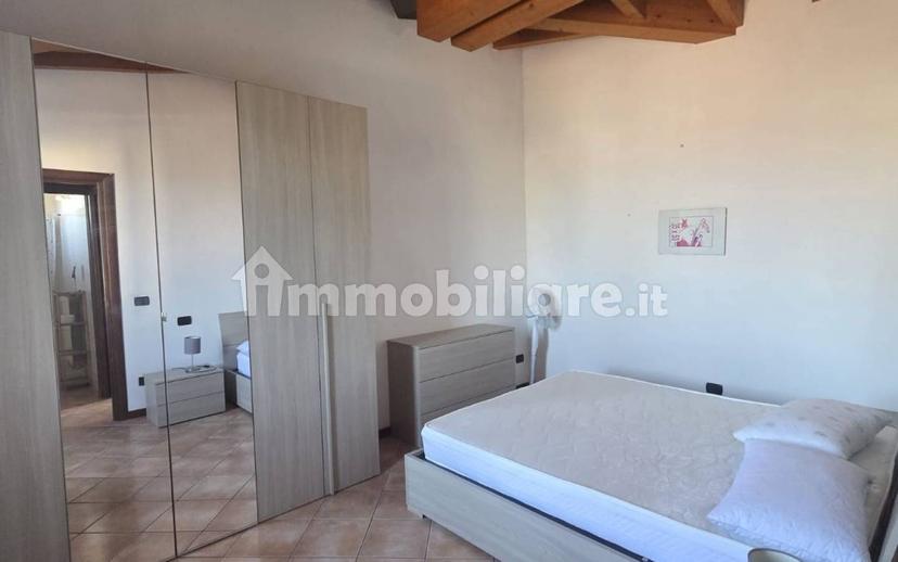Bilocale buono stato, primo piano, Centro, Castelvetro Piacentino — foto 3 di 6