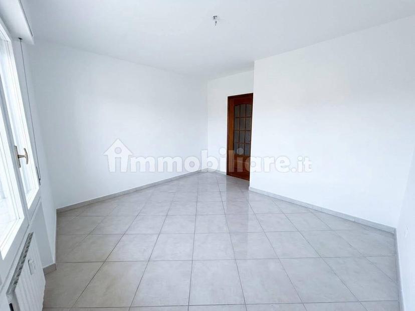 Appartamento vicolo Borello 9, Vigliano Biellese — foto 4 di 16