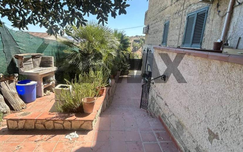 Appartamento via Stazzone 41, Centro, Caltanissetta — foto 3 di 38