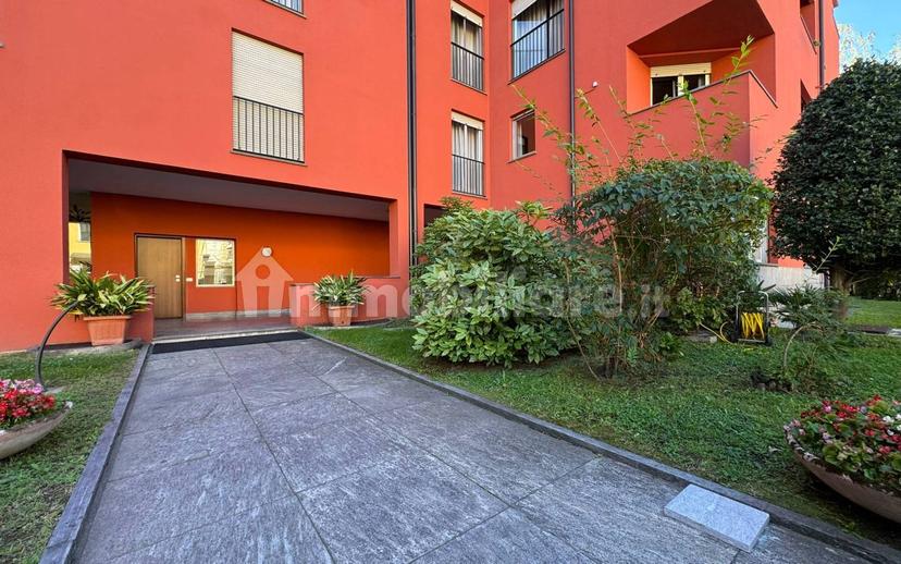 Appartamento via Piero Cioia di Monzone 35, Centro, Domodossola — foto 23 di 45