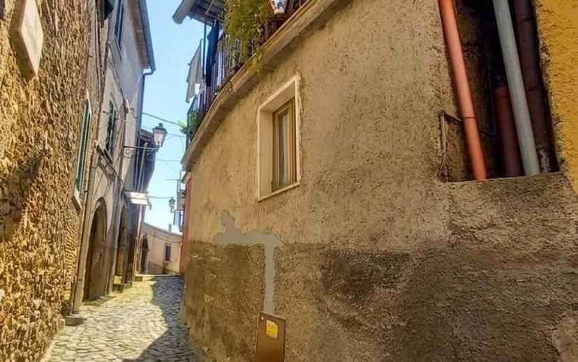 Terratetto unifamiliare via Casaleno Montagna 21, Centro, Monte San Giovanni Campano — foto 4 di 12