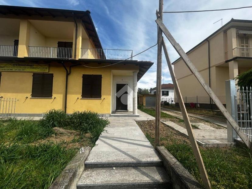 Villa bifamiliare Strada Valle, Centro, Pozzolo Formigaro — foto 2 di 4