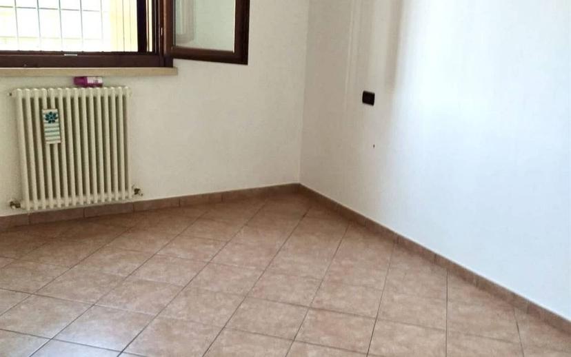 Trilocale Palladio, Ostiglia — foto 13 di 17