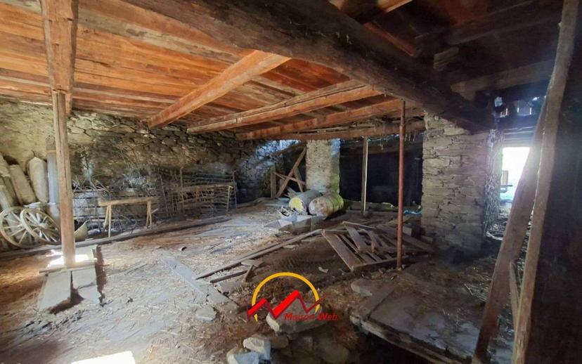 Rustico frazione Buillet, Introd — foto 10 di 30