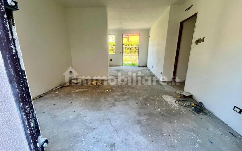 Trilocale ottimo stato, piano terra, Centro, Pescia — foto 9 di 9