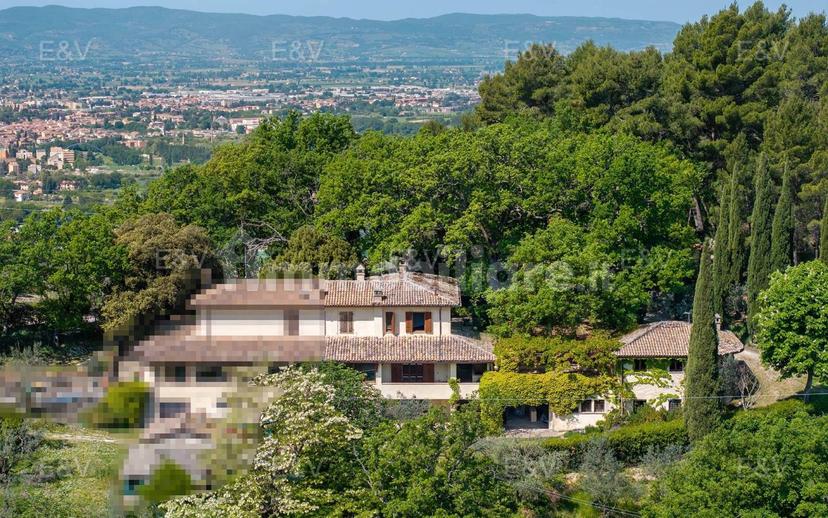 Casale via Chiesa Vecchia, Vescia, Belfiore, Scanzano, Foligno — foto 4 di 14