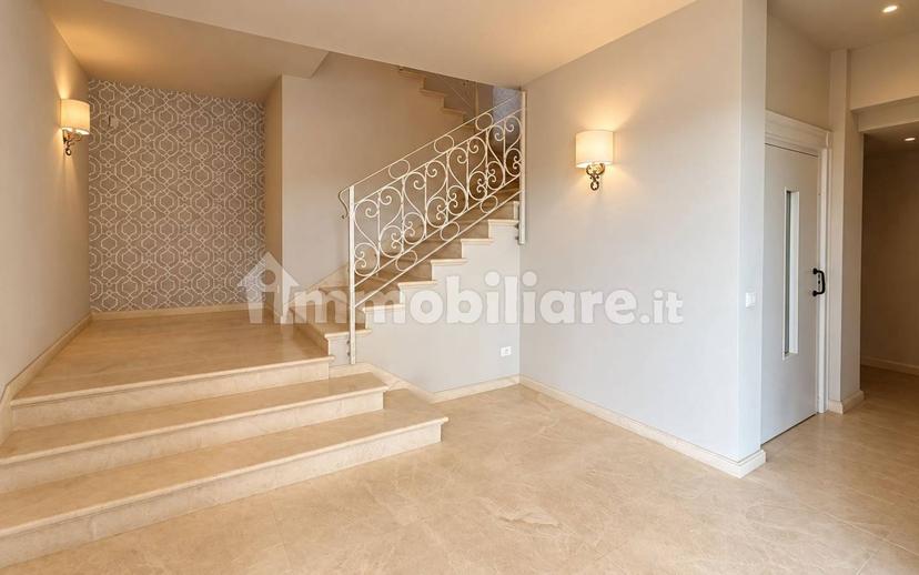 Villa bifamiliare via dei Colli, Centro, Salò — foto 36 di 52
