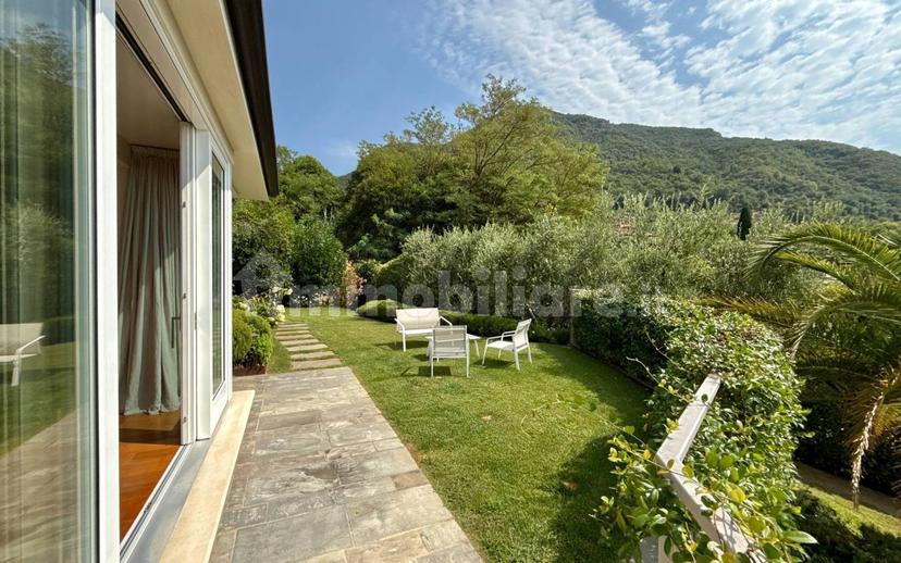Villa bifamiliare via dei Colli, Centro, Salò — foto 8 di 52