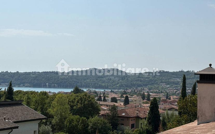 Villa bifamiliare via dei Colli, Centro, Salò