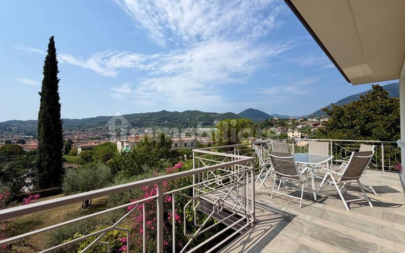 Villa bifamiliare via dei Colli, Centro, Salò — foto 44 di 52