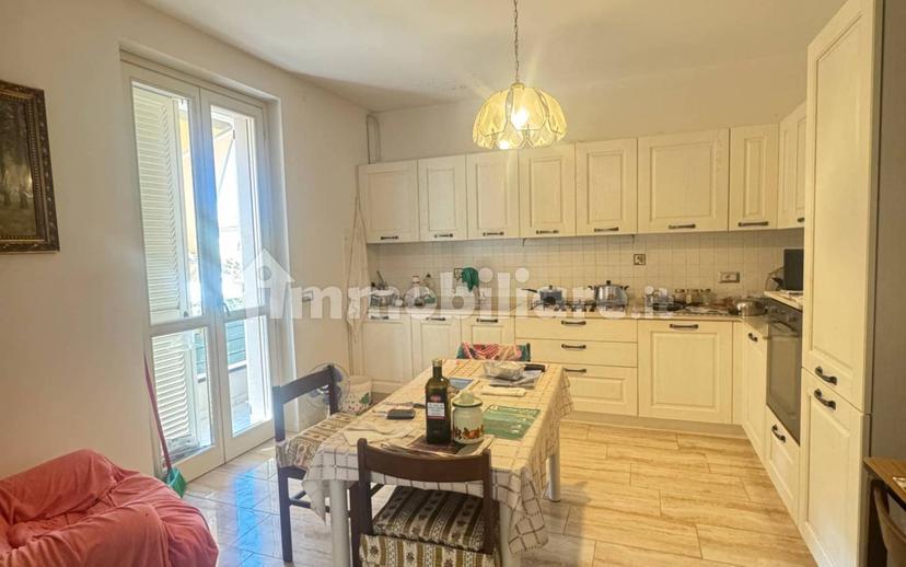 Trilocale via Alcide De Gasperi, Centro, Carpaneto Piacentino — foto 4 di 28