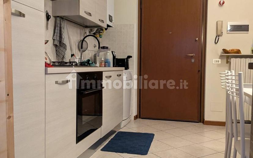 Bilocale via Repossi 62, Centro, Lonate Pozzolo — foto 8 di 13
