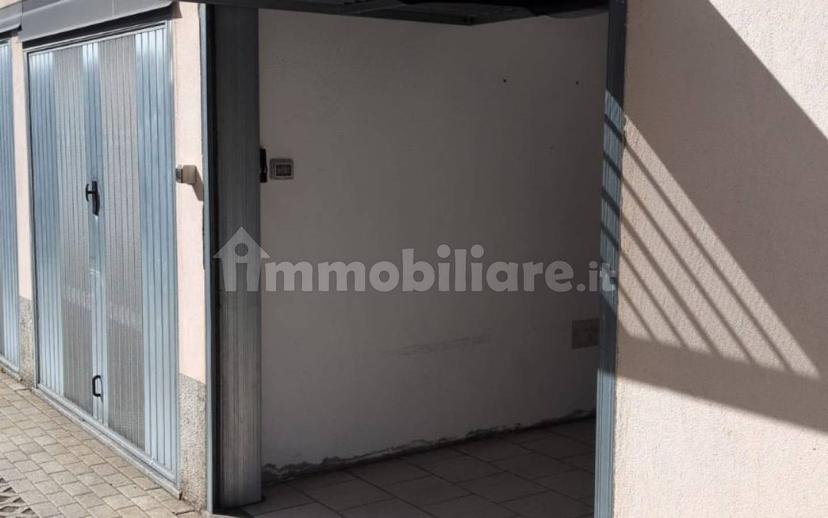 Bilocale via Repossi 62, Centro, Lonate Pozzolo — foto 12 di 13