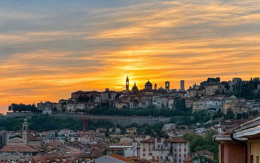 Trilocale via Vittore Ghislandi, 31, Borgo Palazzo, Bergamo — foto 8 di 40
