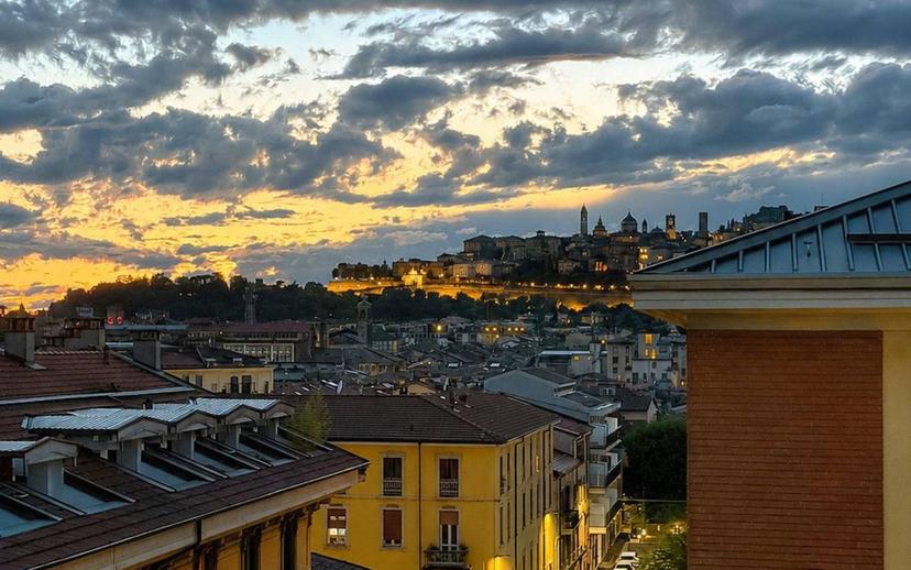 Trilocale via Vittore Ghislandi, 31, Borgo Palazzo, Bergamo — foto 6 di 40