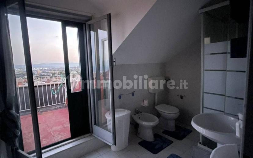 Mansarda ottimo stato, 67 m², Centro, Gravina di Catania — foto 8 di 12