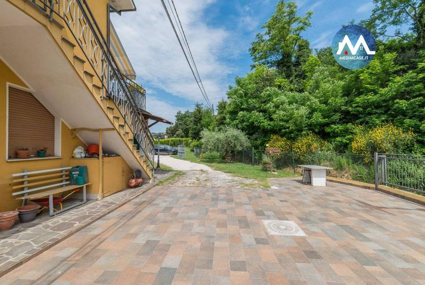 Villa bifamiliare Strada della Romagna, Monte San Bartolo, Pesaro — foto 13 di 16