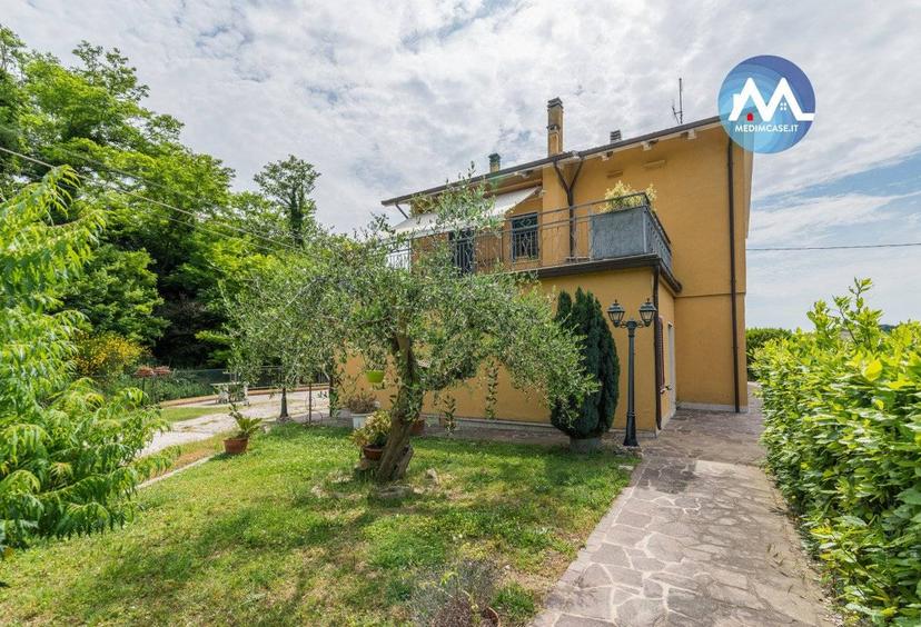 Villa bifamiliare Strada della Romagna, Monte San Bartolo, Pesaro — foto 8 di 16