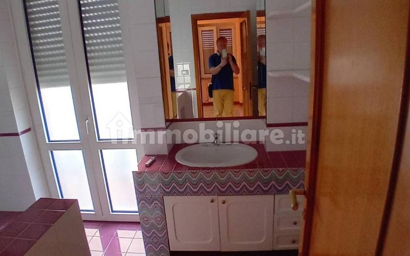 Quadrilocale viale Giuseppe Mazzini 8, Centro, Sulmona — foto 13 di 16