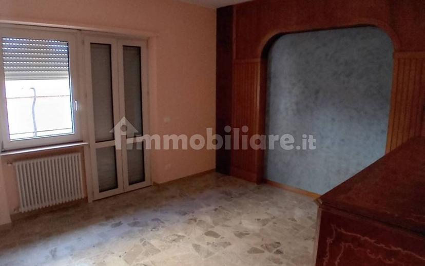Quadrilocale viale Giuseppe Mazzini 8, Centro, Sulmona — foto 15 di 16