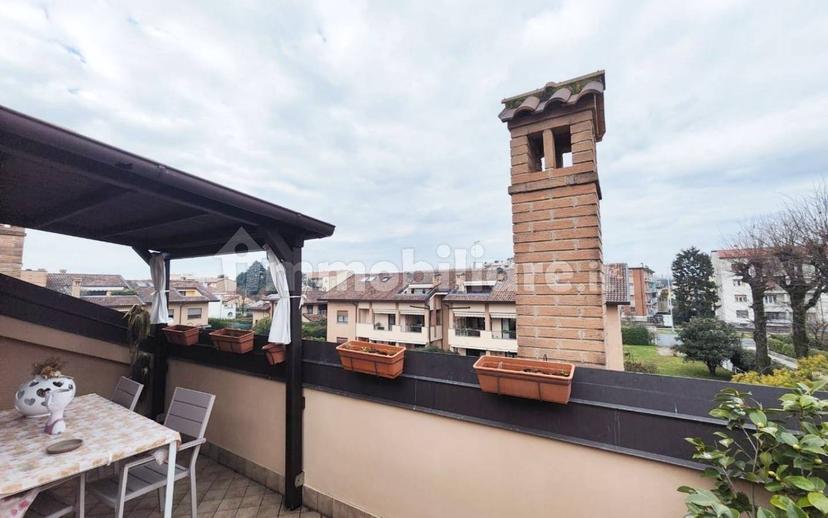 Bilocale via Giuseppe Verdi 6, Centro, Arcore — foto 12 di 19