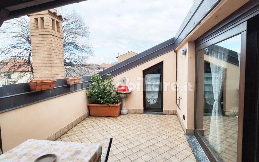 Bilocale via Giuseppe Verdi 6, Centro, Arcore — foto 16 di 19