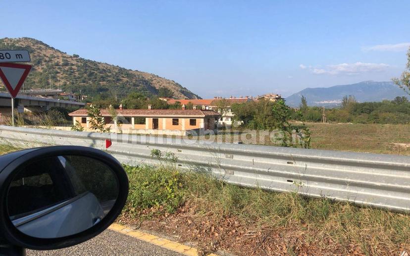 Casale Strada Statale dei Ponti della Valle, Centro, Maddaloni — foto 5 di 7