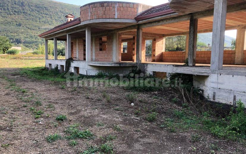 Casale Strada Statale dei Ponti della Valle, Centro, Maddaloni — foto 7 di 7