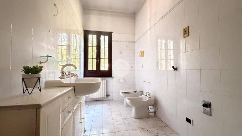 Villa unifamiliare via Cavour 38, Centro Storico, Voghera — foto 7 di 33