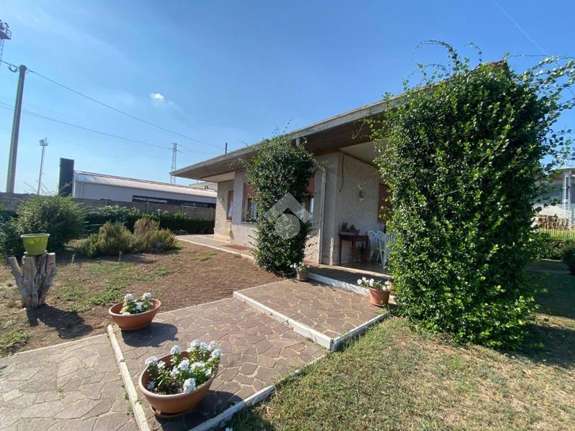 Villa unifamiliare via quarta armata 3, Centro, Rosà — foto 20 di 36