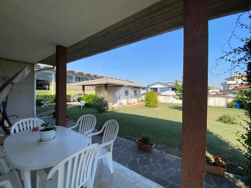 Villa unifamiliare via quarta armata 3, Centro, Rosà — foto 35 di 36