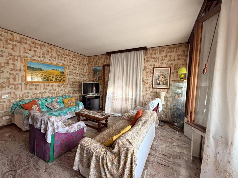 Villa unifamiliare via quarta armata 3, Centro, Rosà — foto 4 di 36