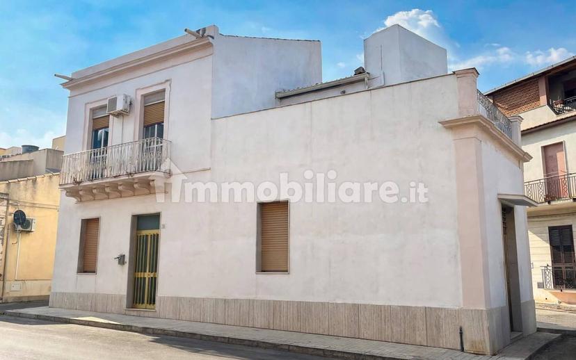 Terratetto unifamiliare via Colombo 73, Centro, Avola — foto 13 di 22