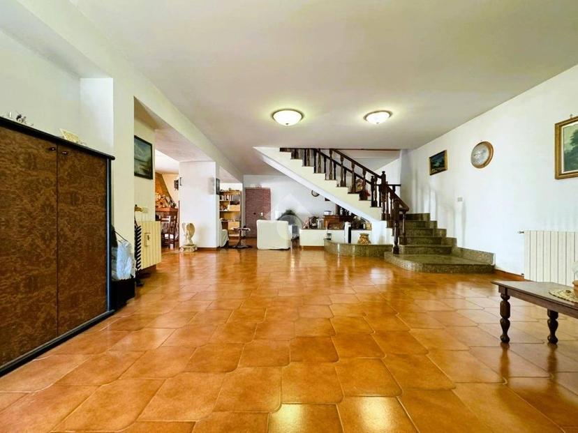 Villa unifamiliare via Dei Lecci 13, Centro, Cisterna di Latina — foto 10 di 23