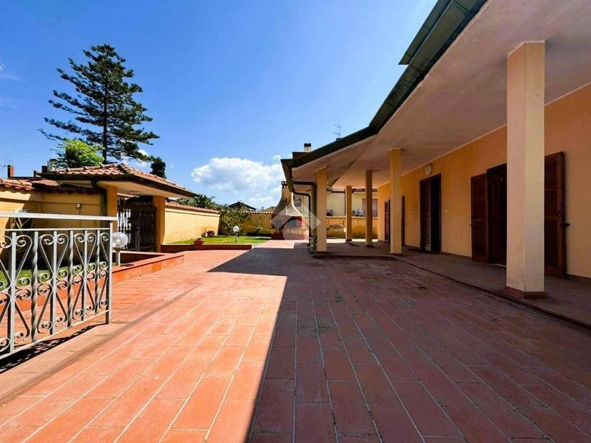 Villa unifamiliare via Dei Lecci 13, Centro, Cisterna di Latina — foto 13 di 23