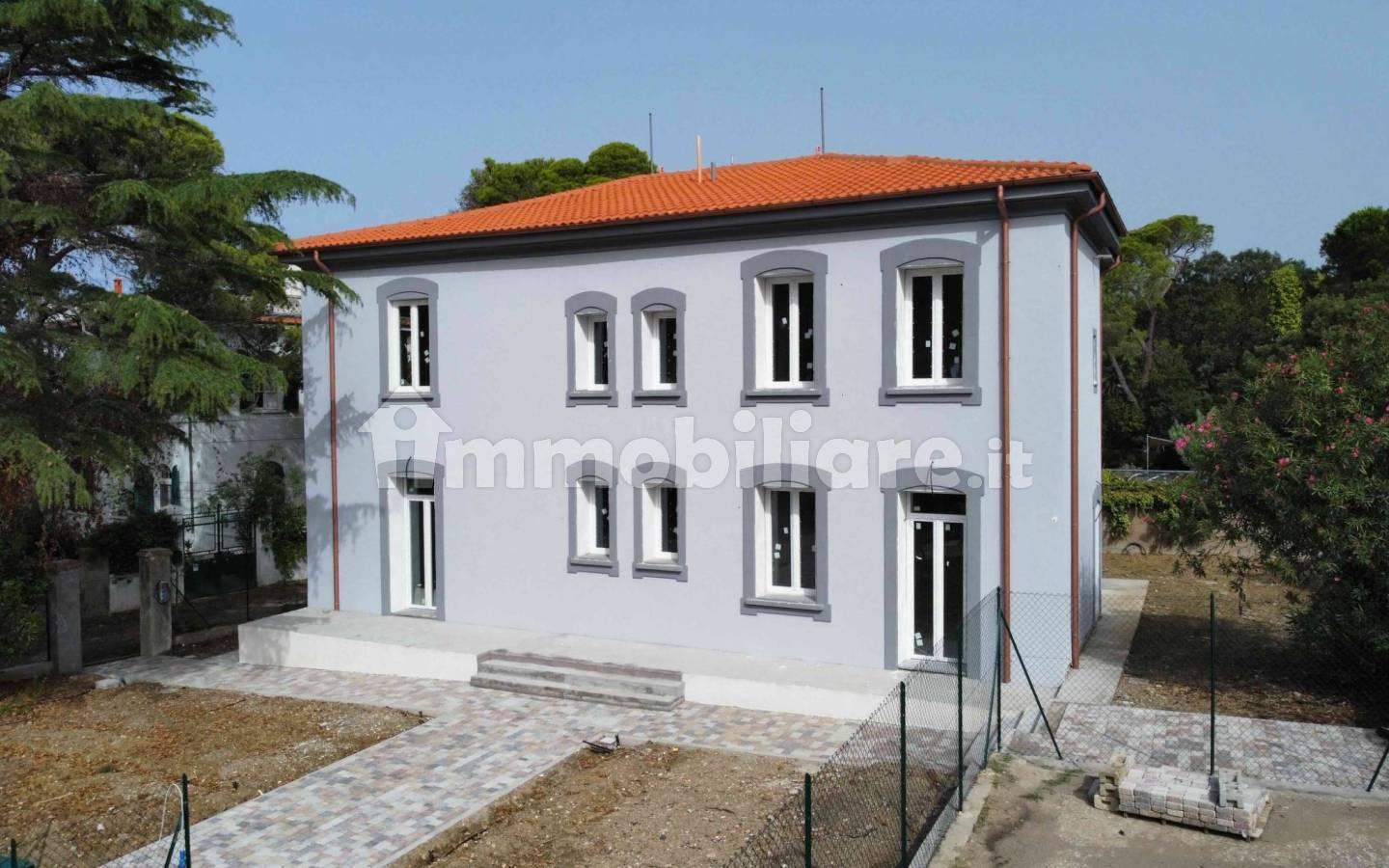 Villa bifamiliare Strada Provinciale Vecchia Aurelia 1195, Chioma, Nibbiaia, Rosignano Marittimo