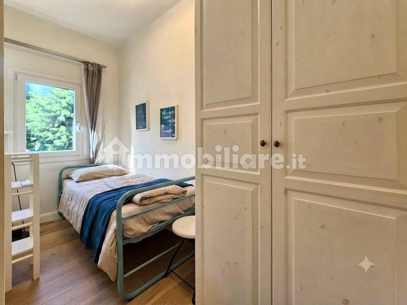 Villa bifamiliare via Camillo Benso di Cavour, Centro, Forte dei Marmi — foto 45 di 50