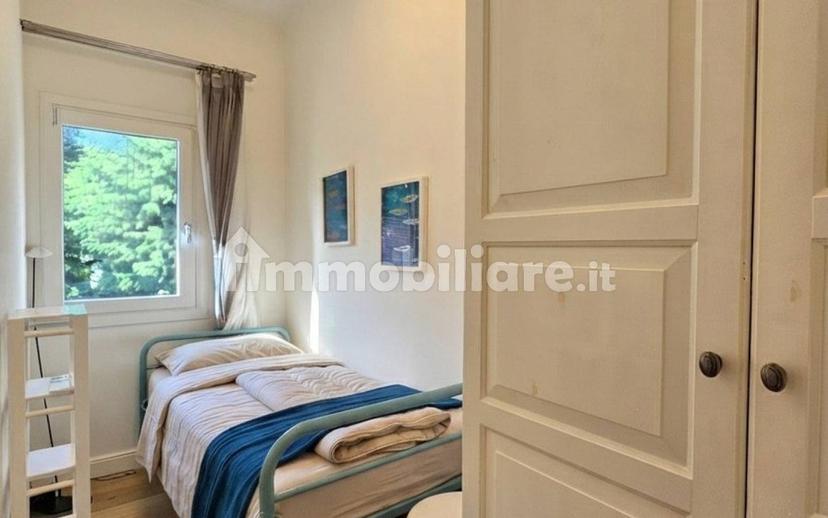 Villa bifamiliare via Camillo Benso di Cavour, Centro, Forte dei Marmi — foto 19 di 50