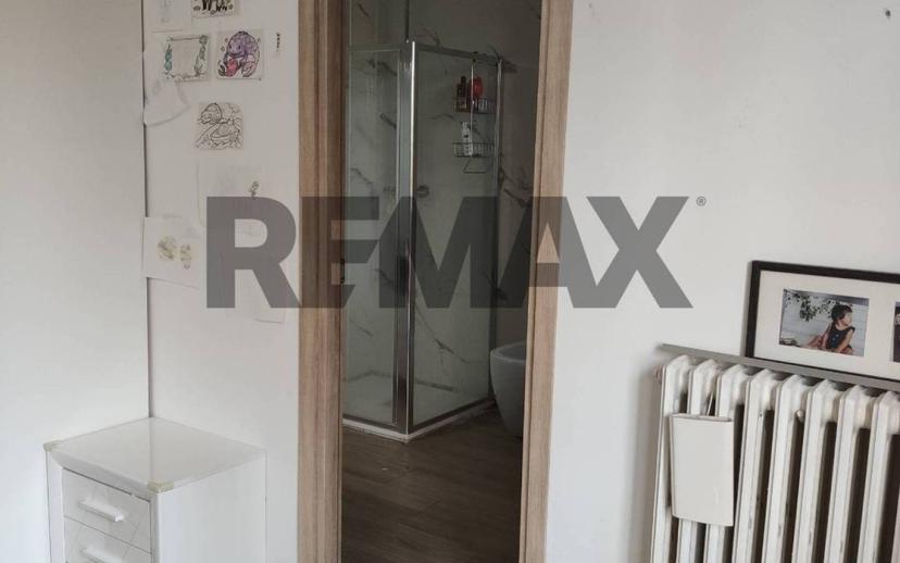 Appartamento buono stato, su più livelli, Loreto Aprutino — foto 9 di 48