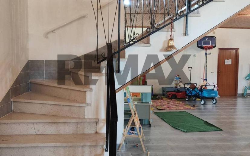 Appartamento buono stato, su più livelli, Loreto Aprutino — foto 48 di 48