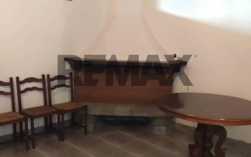 Appartamento buono stato, su più livelli, Loreto Aprutino — foto 17 di 48