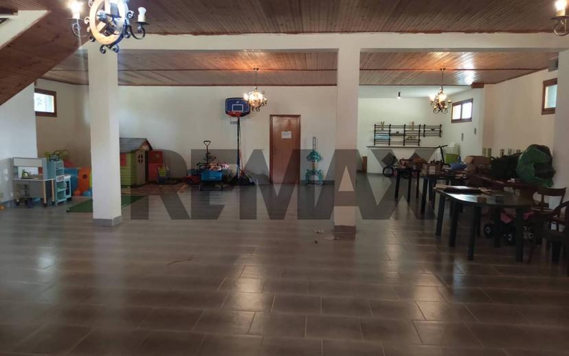 Appartamento buono stato, su più livelli, Loreto Aprutino — foto 2 di 48