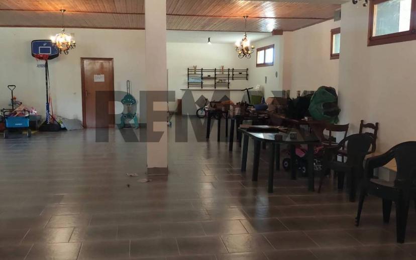 Appartamento buono stato, su più livelli, Loreto Aprutino — foto 11 di 48