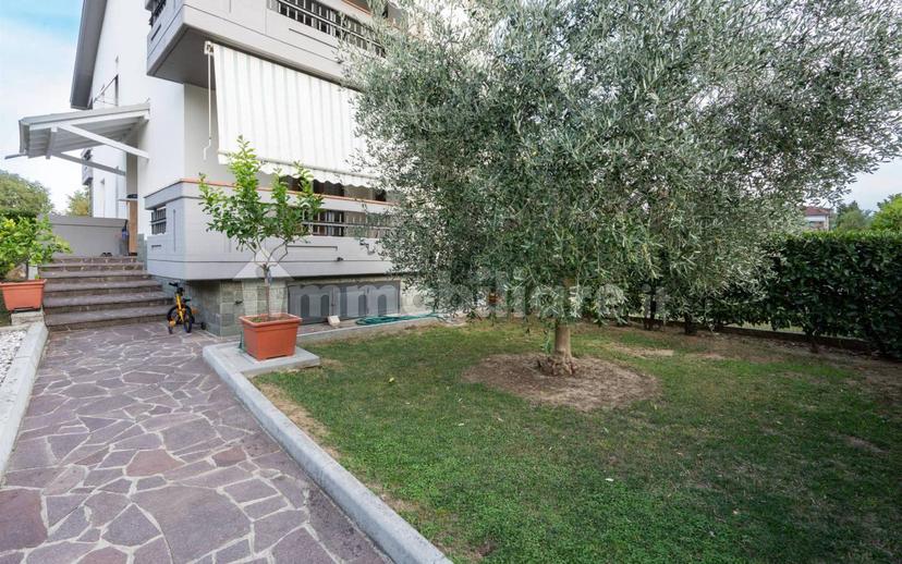 Villa bifamiliare via Guido Picelli , Felino, Centro, Felino — foto 26 di 30