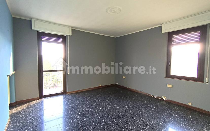 Appartamento buono stato, primo piano, Centro, Briga Novarese — foto 2 di 8