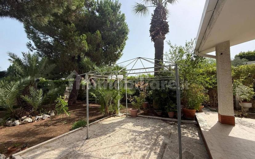 Villa unifamiliare via Luigi Di Molfetta, 203, Bisceglie — foto 17 di 41